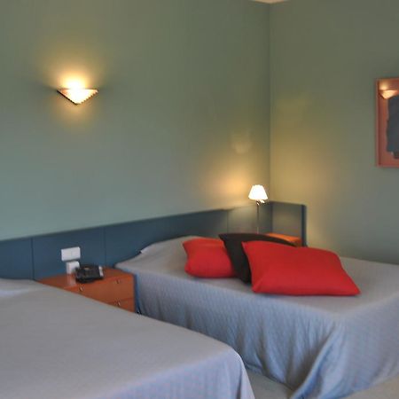 Greenpark Hotel Sint-Pieters-Leeuw Bagian luar foto