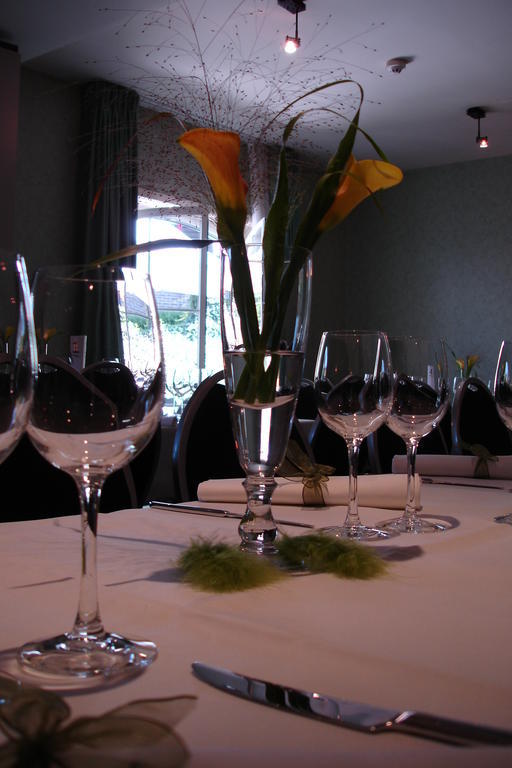 Greenpark Hotel Sint-Pieters-Leeuw Bagian luar foto